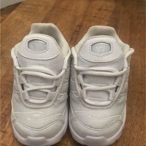 2018 Nike Air Max Plus White & Silver AR1891-100 Size 5C Toddler Kids Shoes